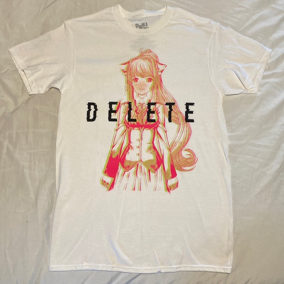 Doki Doki short sleeve T-shirt ~ size small - Picture 1 of 4